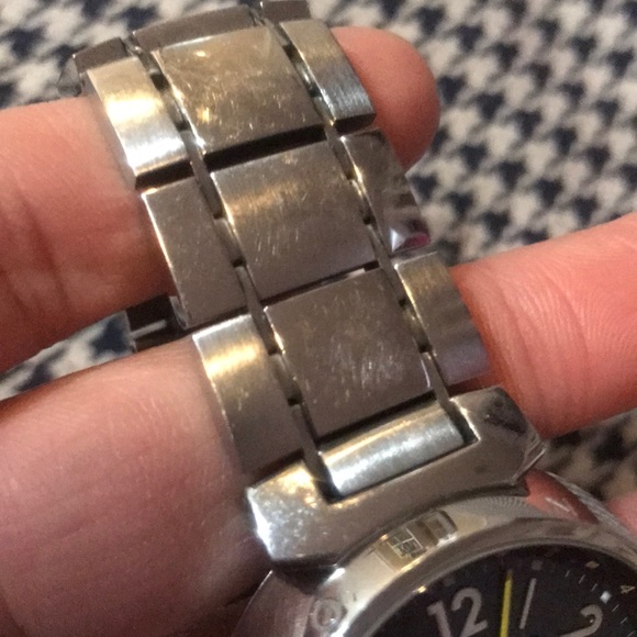Louis Vuitton Watch - Picture 2 of 5